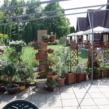 Abádszalóki Vitorlás Vendégház Abadszalok Exterior foto